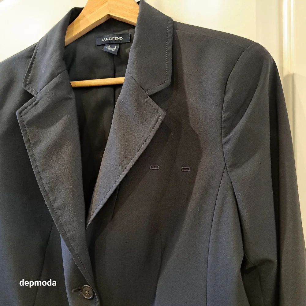 Lands' End womens Blazer coat color Navy blue Size 6